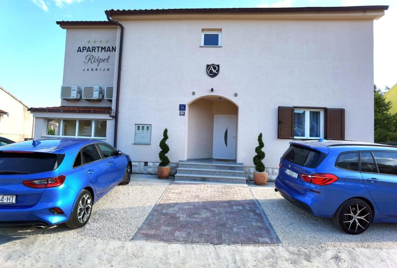 Apartmani Rispet Šibenik Екстериор снимка